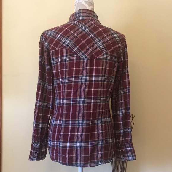 Women’s Plaid Button Up - Picture 2 of 5
